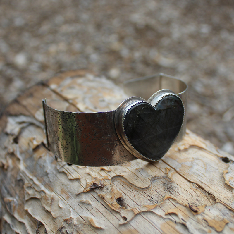 Aphrodite Labradorite Cuff