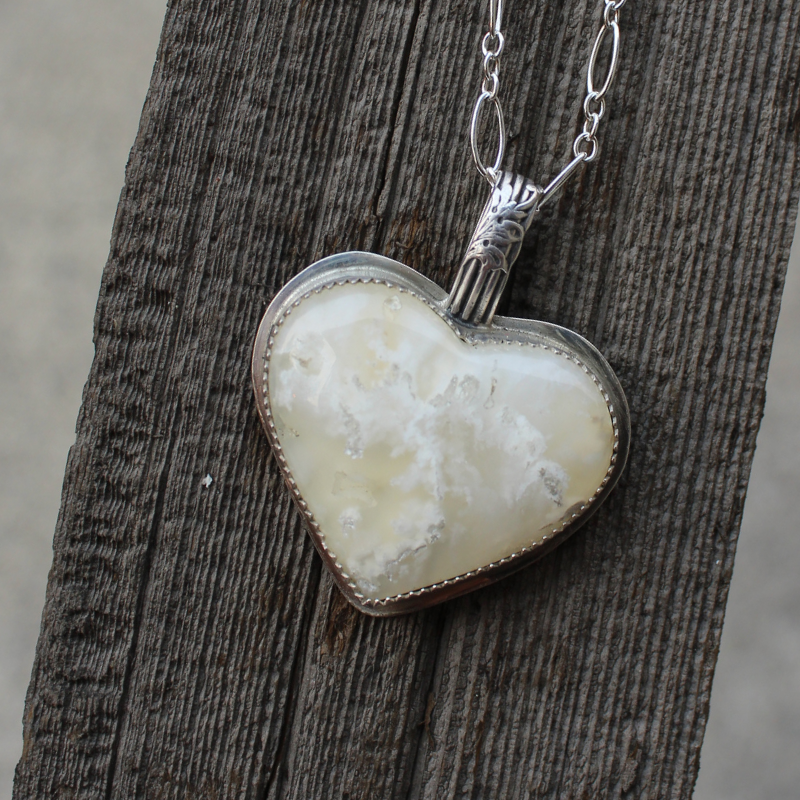 The Boundless Pendant