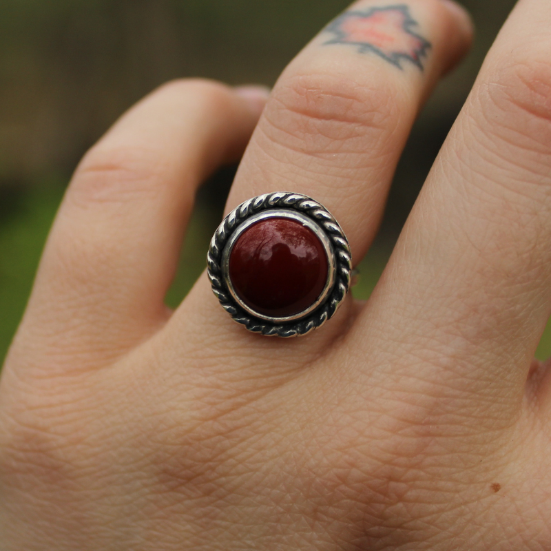 Tiny Twist Mookaite Ring